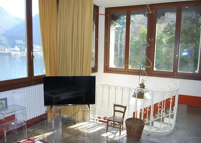 Villino Tarlarini * 라베노-몸벨로