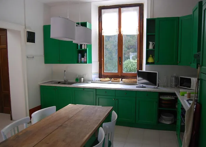 Villino Tarlarini 라베노-몸벨로