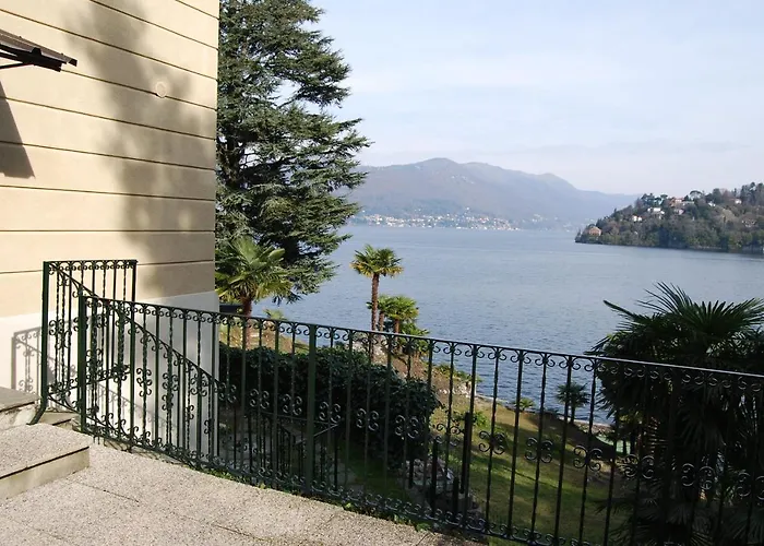 Dom wakacyjny Villino Tarlarini Laveno-Mombello