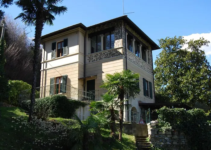 Villino Tarlarini Dom wakacyjny Laveno-Mombello